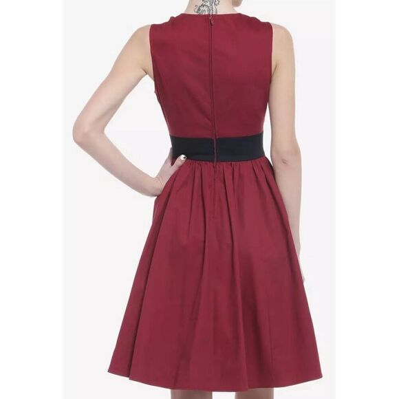 Her Universe Marvel Doctor Strange In The Multiverse Of Madness Scarlet Witch Sw - Picture 6 of 8